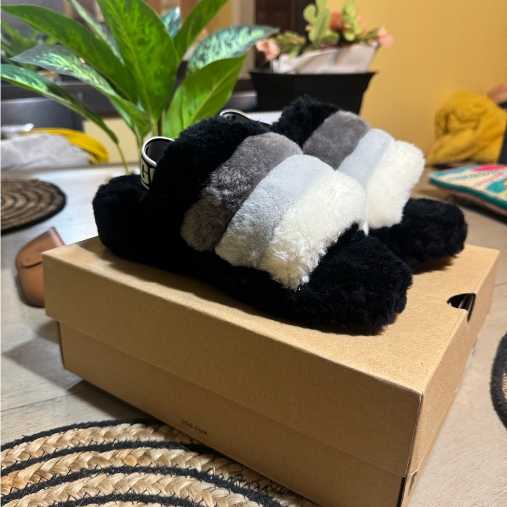 UGG slippers brand new in box
